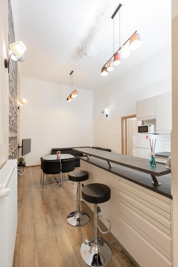 D78 Dohany Apartment Budapest Ngoại thất bức ảnh