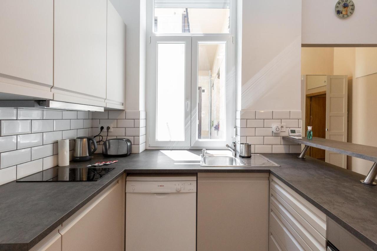 D78 Dohany Apartment Budapest Ngoại thất bức ảnh